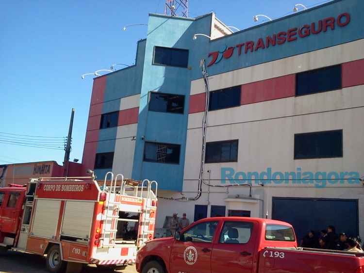 3072012-110918-roubo_trans.jpg
