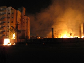 3072010-013908-fogo_fire.jpg
