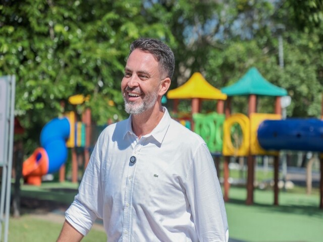 Prefeitura anuncia benefícios, salário antecipado, prêmios e carteira digital para servidores